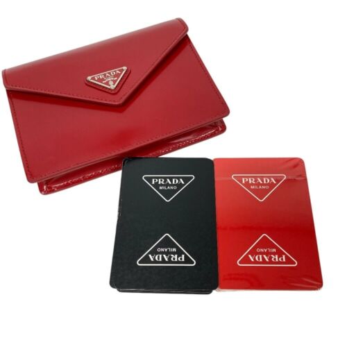 PRADA carte à jouer triangle logo enveloppe pochette cuir rouge authentique