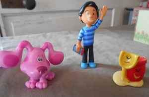 Blues Clues Figures !!!!! 2019 VIACOM JOSH BASKIN MAGENTA BEACH PAIL JB GOOD CON - Picture 1 of 6