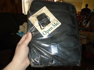 Royal Traveller By Samsonite Day Bag To Weekend Bag W/Adjustable Shoulder Strap - Picture 1 of 2