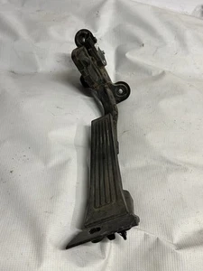 2017 2018 2019 Kia Soul OEM Genuine Gas Accelerator Pedal 36190-2GDC0 - Picture 1 of 8