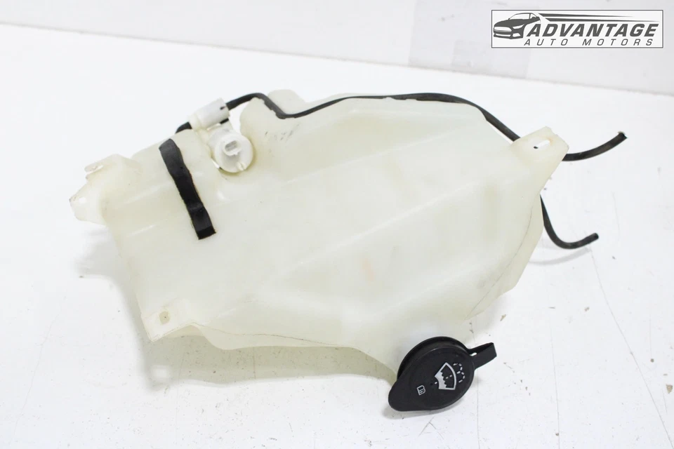 Hummer H2 2003-2009 limpiaparabrisas lavadora depósito botella con bomba OEM Foto 1 de 4
