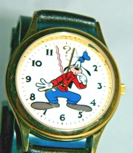 DISNEY  GOOFY COLLECTIBLE MEN'S WATCH LOT 564 BOX 139 Black band  - Picture 1 of 8