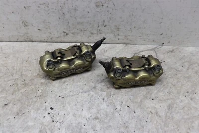 Juego de pinzas de freno delanteras Brembo MV Agusta F3 675 2012-2016 par Foto 1 de 4