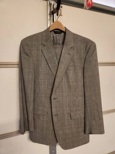 Jos. A. Bank Mens 2 Piece Suit 42R Gray Pants 36R Wool L0009 - Picture 1 of 7