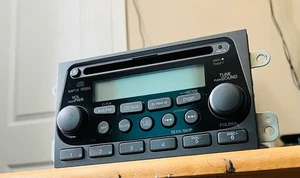 2004, 05, 06 Honda Element OEM Radio Stereo AM FM CD Player with Security Code - Picture 1 of 8