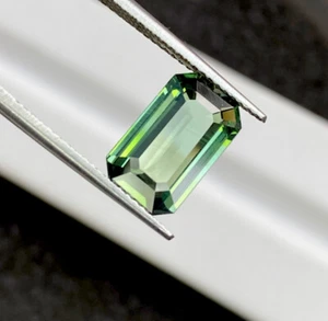 GIA certified natural Color Change Green Alexandrite 4.04ct - Picture 1 of 4