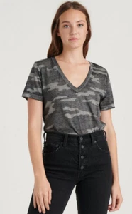 Lucky Brand Women's Size Small Short Sleeve Camo V-Neck Tee Shirt Casual Stylish - Picture 1 of 19