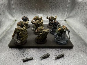 Warhammer 40k Astra Militarum 9x Bullgryn Painted Imperial Guard *Need Repairs* - Picture 1 of 21