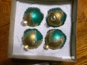 LOT 4 GREEN/GOLD HANDCRAFTED IN W GERMANY FOR KURT ADLER ORNAMENTS,2"-2.5" - Picture 1 of 1
