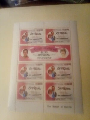 Mini-Hoja de 7 sellos de San Vicente pertenecientes a la Boda Real.  Foto 1 de 3