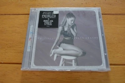 Ariana Grande CD My Everything Album Pop Music Problem Break Free Zedd Iggy Azal Foto 1 de 2