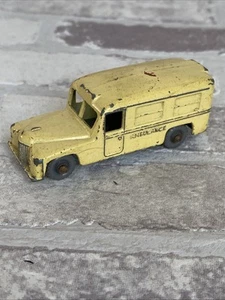 MATCHBOX LESNEY No 14 VINTAGE DAIMLER AMBULANCE - Picture 1 of 10