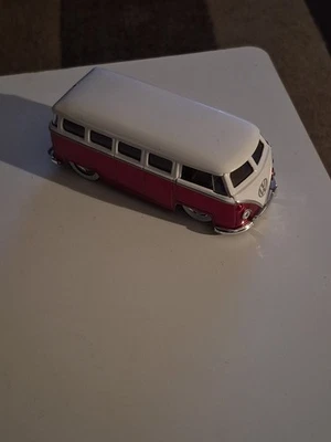 Autobús Volkswagen BigTime Custom Jada Toys '62 - 20003 en caja original 2013 blanco/rojo 1:32 Foto 1 de 4