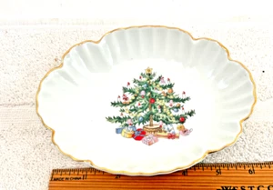 De colección 2054 Lefton China Árbol de Navidad Caramelo Menta Plato Borde Dorado 6.25" - Imagen 1 de 4