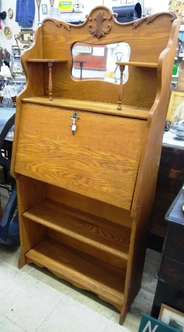 Larkin Desk Secretary Antique Oak w Key Furniture Excellent Cond. PICK UP ONLY Cover