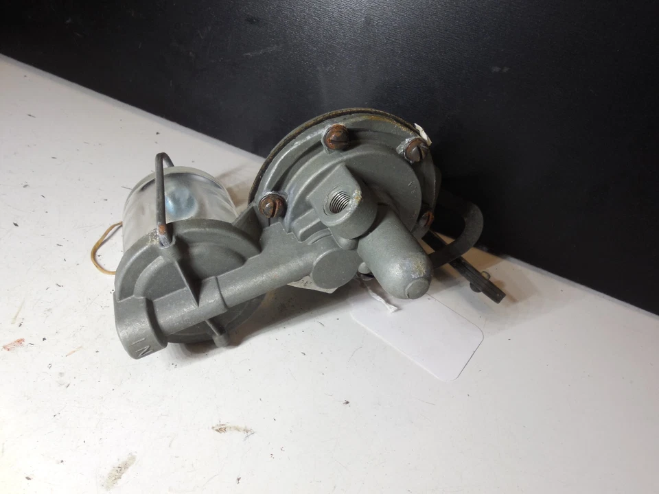 Bomba de combustible mecánica Airtex 9785 083J para Ford Mustang Galaxie 1966-1973 Foto 1 de 4