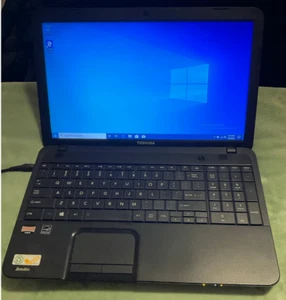 Genuine Toshiba Satellite C855D-S5303 Laptop AMD E-300 Unknown RAM HDD For Parts - Picture 1 of 7