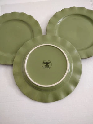 3 Tabletops Gallery Belle Retro Green Dinner Plates Scalloped Edges 11" Autumn  - Image 1 of 4