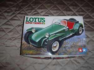 Tamiya Lotus Seven Series II Modellbausatz 24046*800