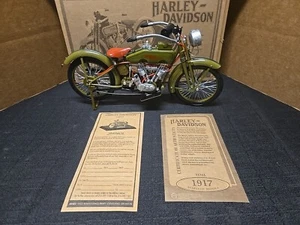 Harley Davidson 1917 The 3 Speed V-Twin Model F Scale 1:6 Die-Cast Modell - Bild 1 von 21