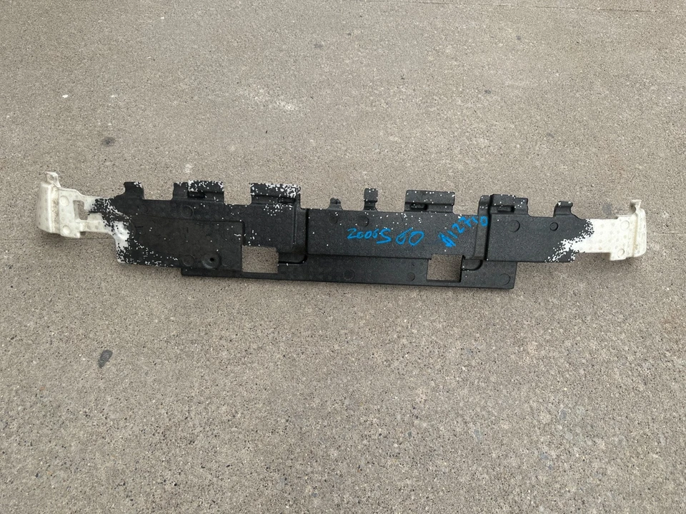 H307150 2005-2009 Volvo S60 refuerzo trasero espuma 8687451 OEM Foto 1 de 4