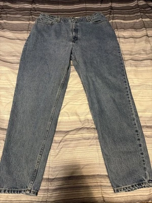 Vintage Levis 550 Jeans Womens 18 Relaxed Fit Tapered Leg Made USA 90s - Image 1 of 4