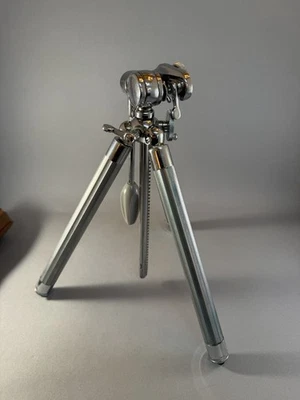 VIVO Mid Century Modern Chrome Camera Tripod & Case – 4 Ft Extension Excellent - Image 1 of 4