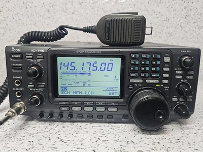 ICOM IC-746 》HF/VHF TRANSCEIVER 》ALL MODE 》HAM RADIO - Bild 1 von 4
