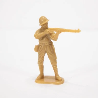 Boneco BMC Toys plástico soldado do exército bronzeado 2 polegadas brinquedo rifleman da Segunda Guerra Mundial colecionável - Imagem 1 de 4