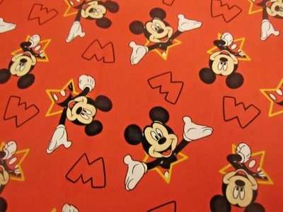 Tela Creativa Muelles Disney Mickey y Estrellas en Rojo 2 Piezas 1 yarda y 17' X 44 Foto 1 de 4
