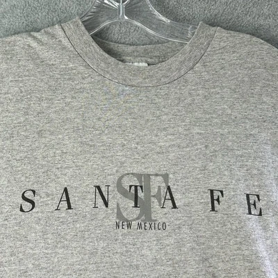 Camiseta SANTA FE Nuevo México Atlética Gris Talla Mujer Mediana Algodón Hecha en EE. UU. Foto 1 de 4