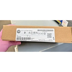Módulo de E/S de seguridad Allen-Bradley 1756-IB16S ControlLogix PLC libre de impuestos de fábrica de EE. UU. - Imagen 1 de 3