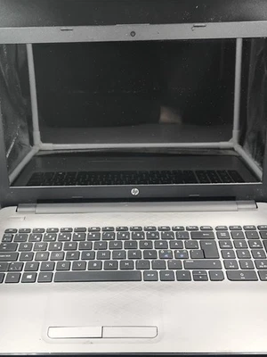 HP Notebook 15-af101no - AMD A8 8GB RAM No SSD Cosmetic Wear - Bild 1 von 4