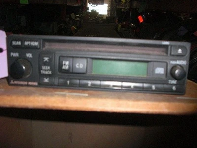 04 05 06 RECEPTOR EQUIPO DE AUDIO OUTLANDER AM-FM-REPRODUCTOR ESTÉREO-CD SIN INFINITY Foto 1 de 4