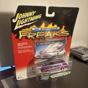 Johnny Lightning Street Freaks 1984 Olds Cutlass 442 Purple NIB - Picture 1 of 15