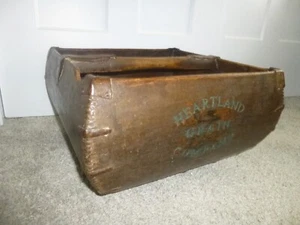 Primitive 19th Century HEARTLAND GRAIN COMPANY Grain Goods Wood Bucket Basket - Picture 1 of 20
