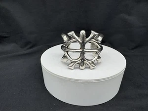 Vintage Navajo Native American Sand Cast Sterling Silver Bracelet, 67.3 grams - Picture 1 of 10