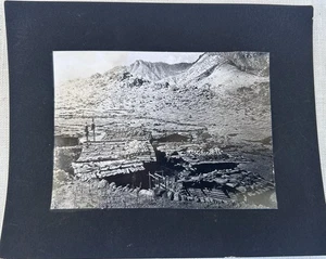 1920s China Photo of Li-Su Hamlet (Village) of BA-SSU-KO W/Pumpkins on the Roof - Picture 1 of 4