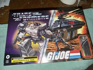 Transformers Cobra G.I. Joe MEGATRON H.I.S.S. HISS Tank w/ Baroness BRAND NEW! - Picture 1 of 10