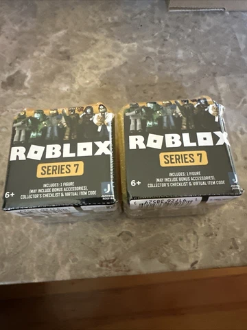 ROBLOX Series 7 New Sealed Mystery Figure Blind Yellow Cube (Lot Of 2 ) Cover