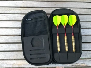 Set of Darts in Harrows Case - Picture 1 of 4