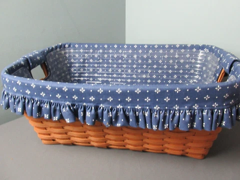 Longaberger Sm Laundry Basket w/ Fabric Liner & Plastic Protector - 1990 - g ck Cover