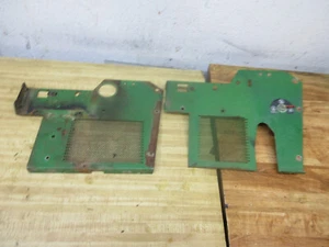 1987 JOHN DEERE 318 Lawn Tractor Onan P218 G-Set Pedestal Side Panels - Picture 1 of 2