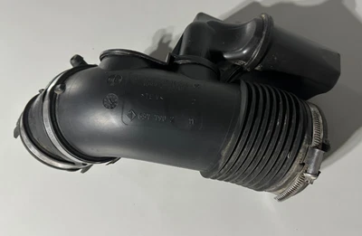 Tubo de admisión de aire del motor BMW E90 E92 E93 N52 2006-2013 tubo resonador fabricante de equipos originales Foto 1 de 4