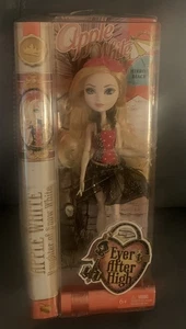 Ever After High APPLE WHITE MIRROR BEACH DOLL MATTEL Retired Snow White Daughter - Picture 1 of 6