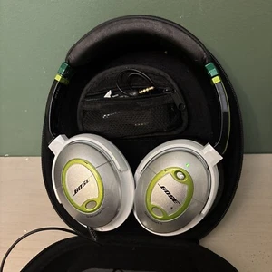 Bose Noise Canceling Headphones Quietcomfort 15 With Case - Picture 1 of 8