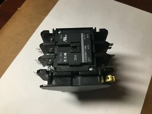 Hobart Contactor Switch (3 Pole) (460 V.) Model 6801 OEM# 00-087713-101-2 - Picture 1 of 3
