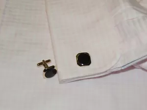 Exquisite pair of Gold plated with Black Onyx men's formal cufflinks. - Picture 1 of 7