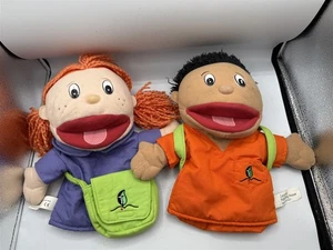 CONCORDIA MINISTRY LILY AND SPROUT HANDPUPPE PAAR JUNGE UND MÄDCHEN - Bild 1 von 16