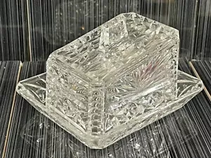 VINTAGE CLEAR CRYSTAL GLASS CHEESE DISH WITH LID MID CENTURY - Picture 1 of 10